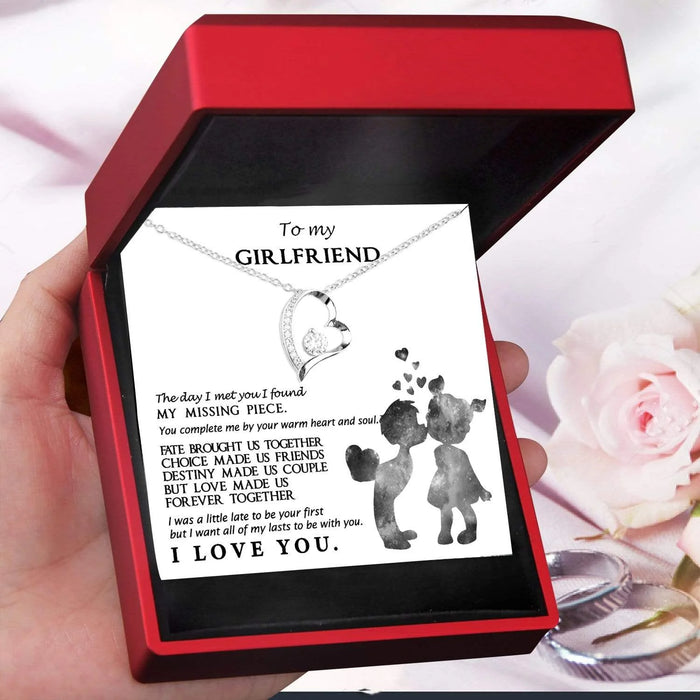 Personalized Cordate Shape Necklace With Led Box