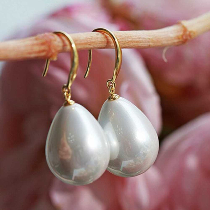 Classic Shell Pearl Drop Earrings