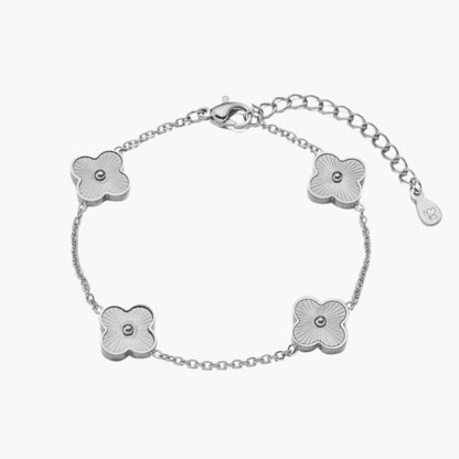 Charming Clover Linked Bracelet