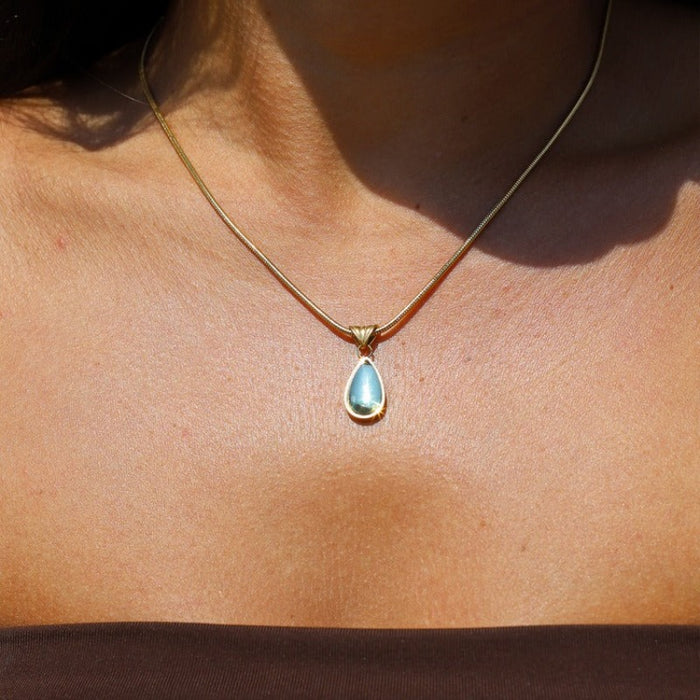 Drop Shaped Pendant Necklace