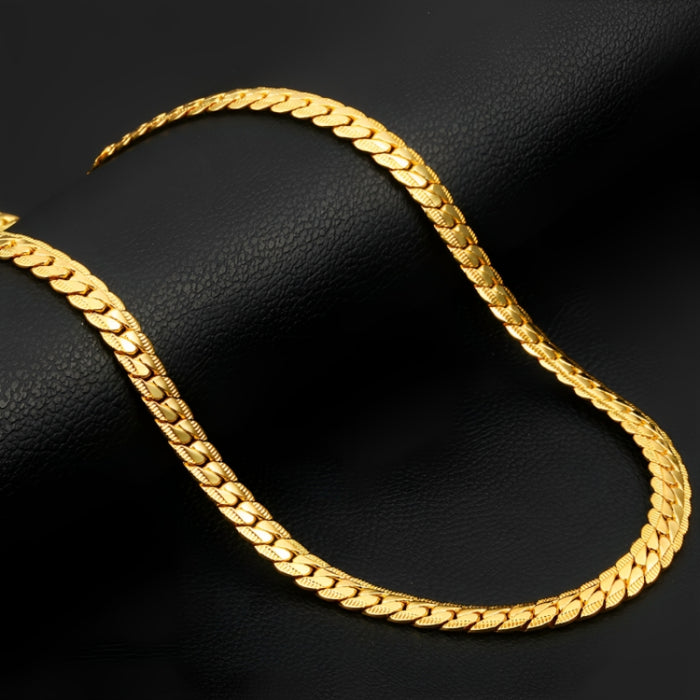Side Embossed Chain Necklace